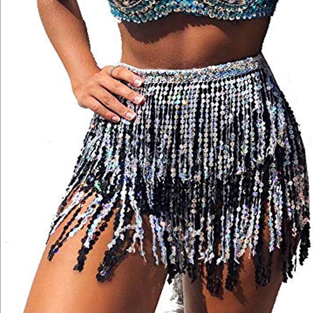 ⭐️ Women RAVE EDC 🎡On-Trend mini Tassel skirt ⭐️
